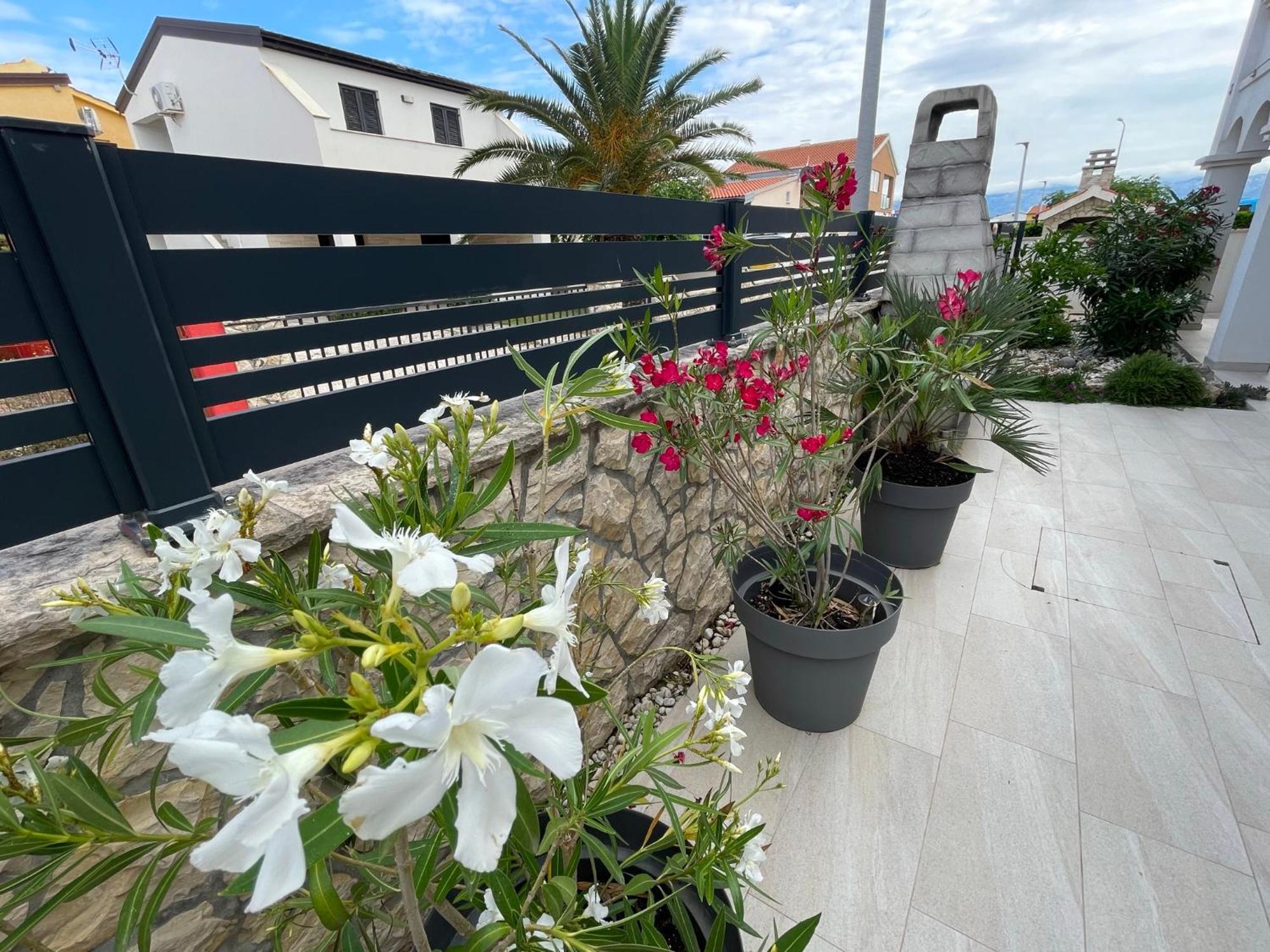 Apartmenthouse Ines Vir Bagian luar foto