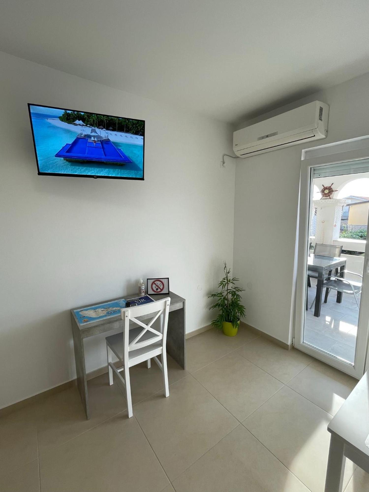 Apartmenthouse Ines Vir Bagian luar foto