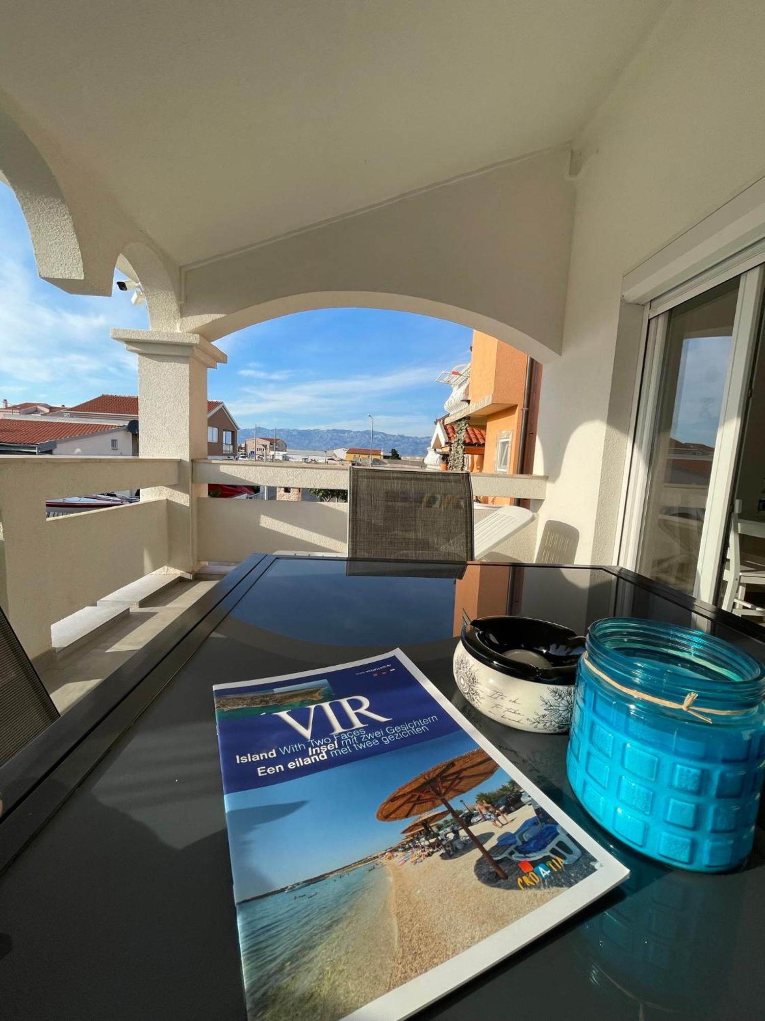 Apartmenthouse Ines Vir Bagian luar foto